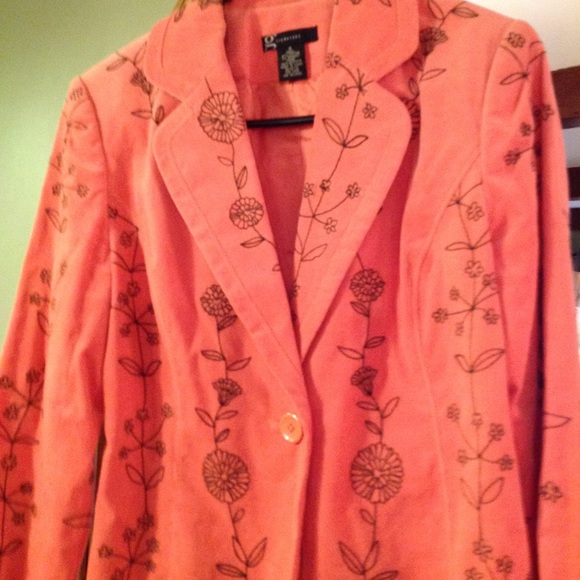 Jacket - Picture 5 of 5